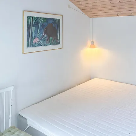 Semesterbostad 1 Bedroom Awesome In