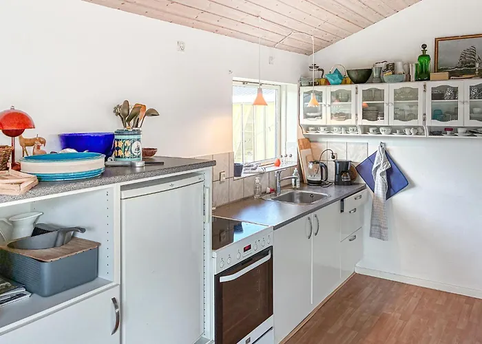 1 Bedroom Awesome In